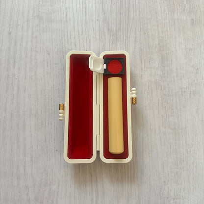 Personal Hanko – Mini (11mm Oval)